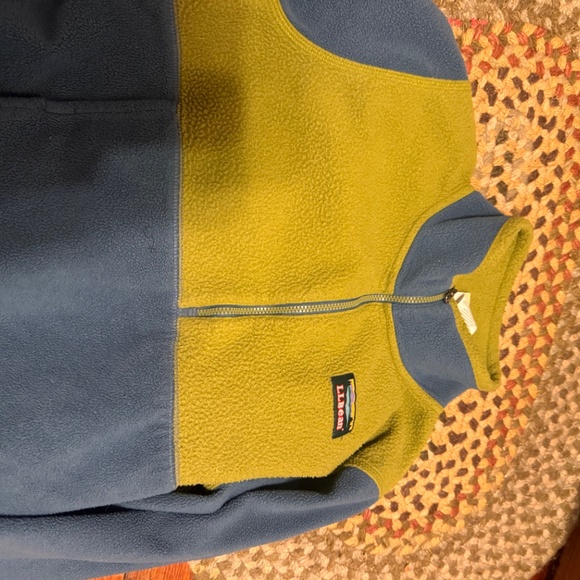 L.L. Bean Kids Olive and Blue Fleece youth size 10-12 - Picture 2 of 5